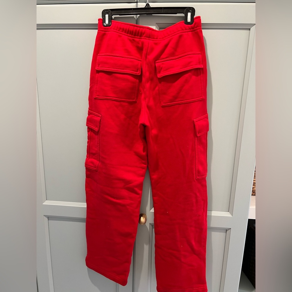 Aritzia Cozy Mega Cargo Sweatpant Flashing Red